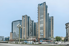 根本办事包罗24小时安保巡查、公共区日洁净、绿